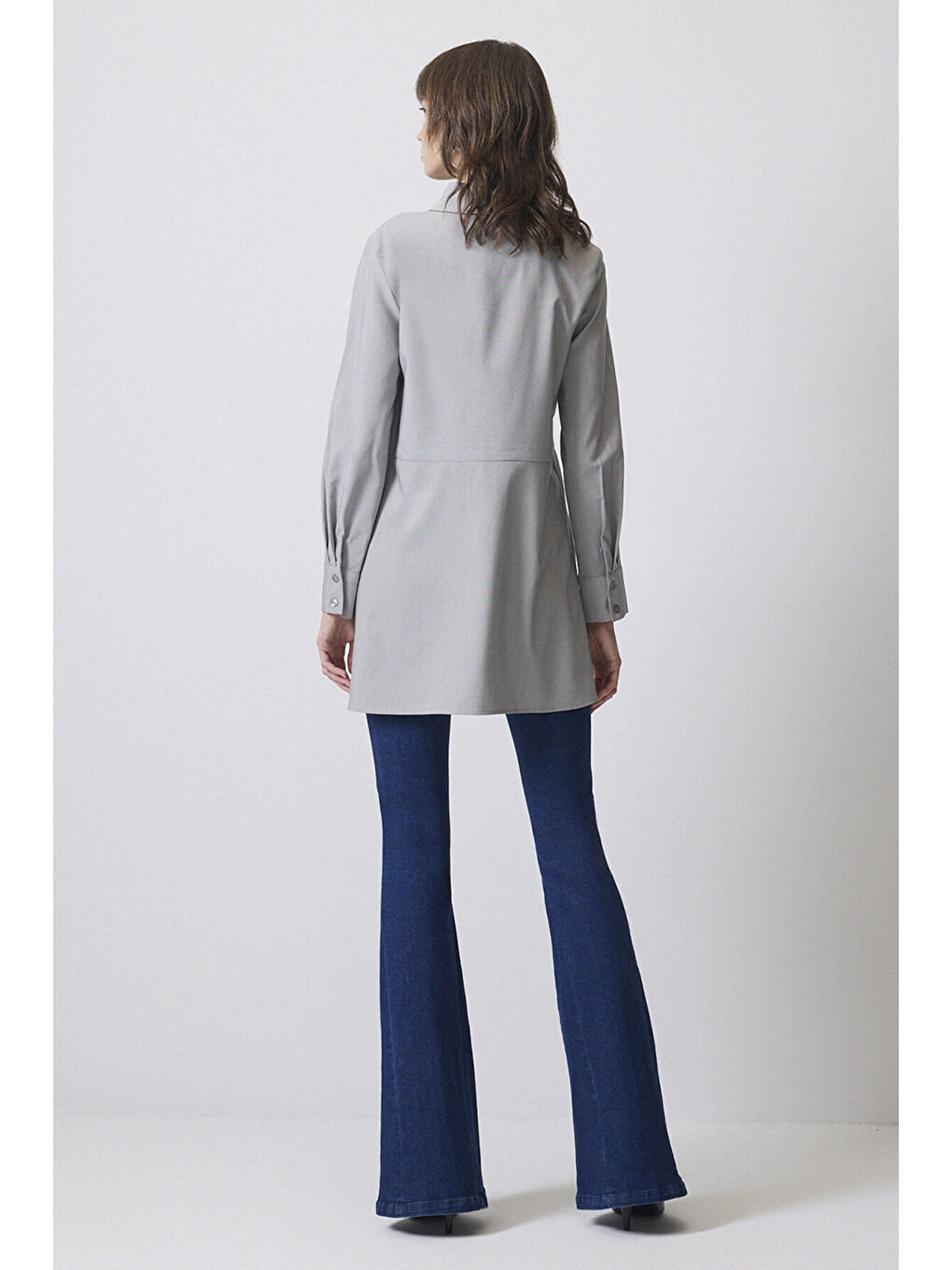 Gri Gold Düğme Detaylı Viskon Gömlek-4