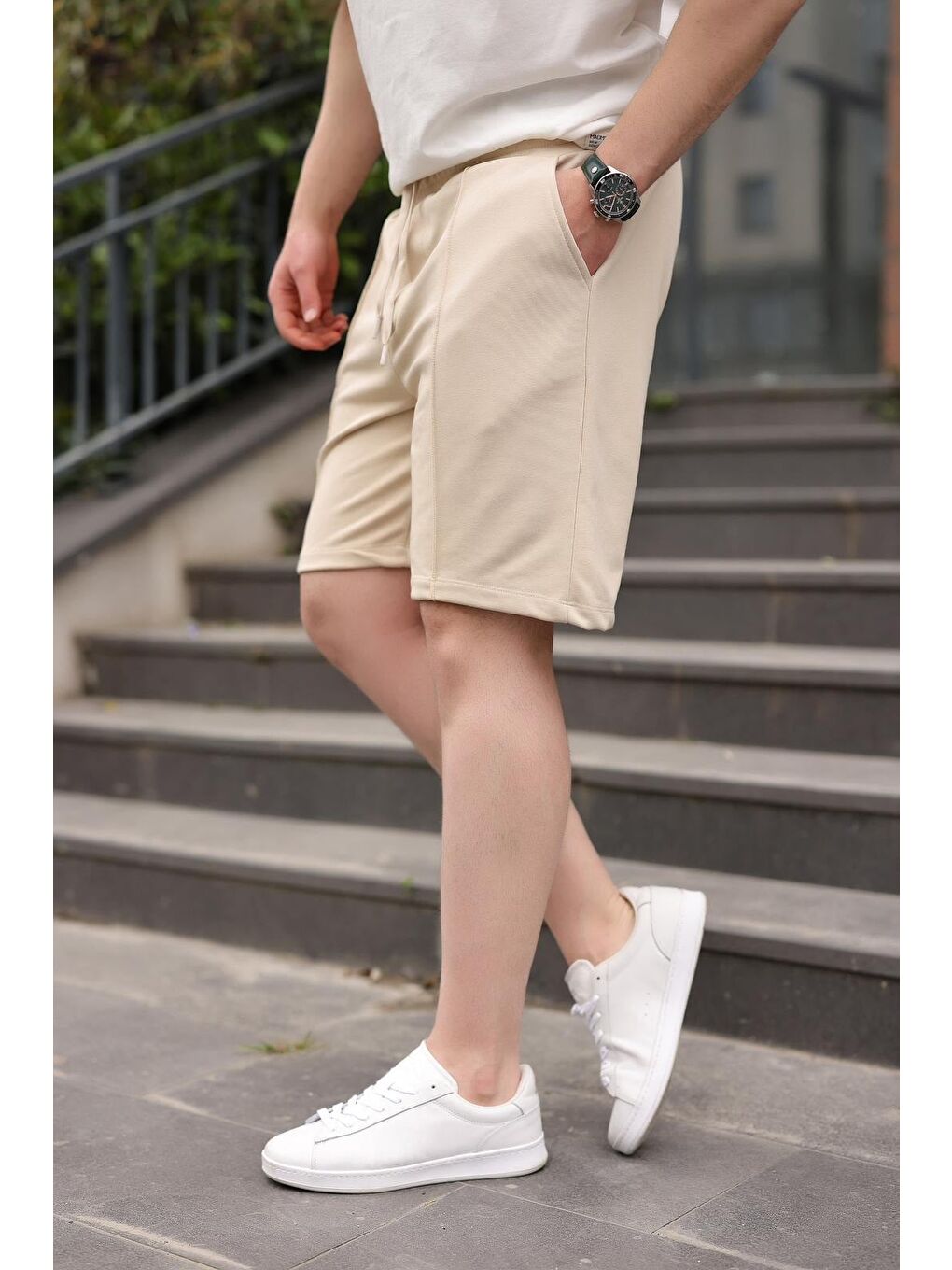 Bej Beli Ayarlanabilir Regular Fit Erkek Şort E6585-1