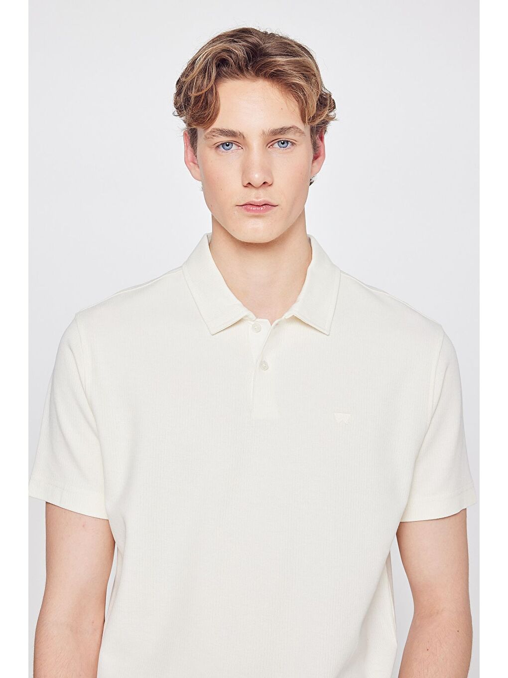 Beyaz Polo Yaka Basic Tişört-3