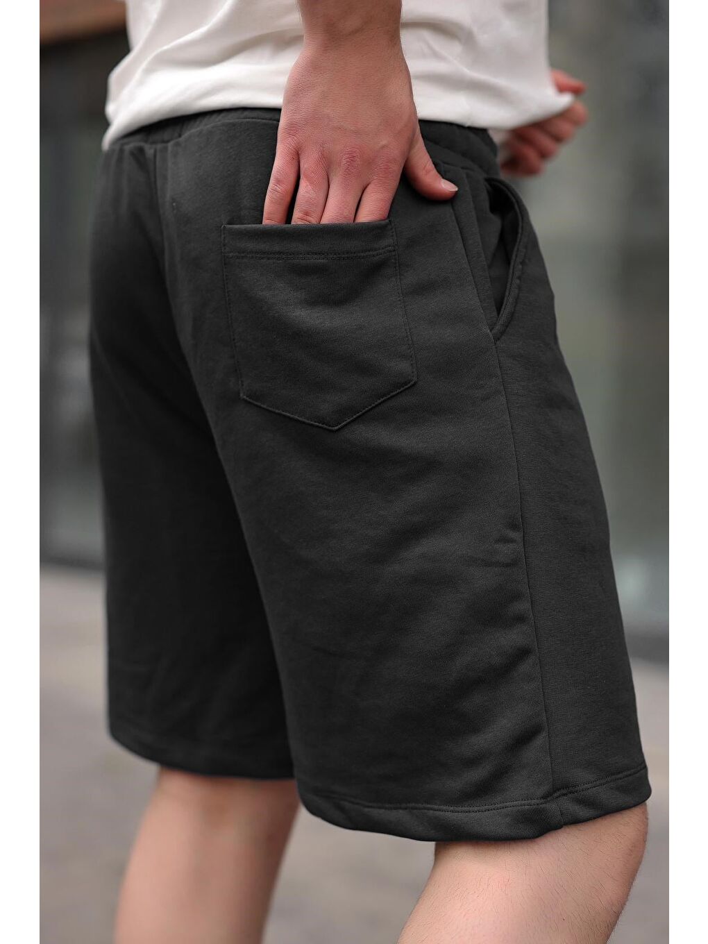 Siyah Beli Ayarlanabilir Regular Fit Erkek Şort E6585-2