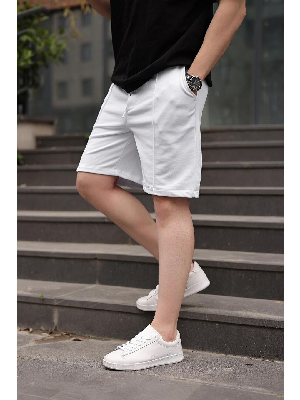 Beyaz Beli Ayarlanabilir Regular Fit Erkek Şort E6585