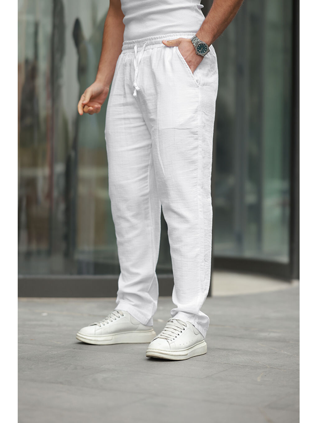 Beyaz Keten Bağcıklı Jogger Pantolon-1