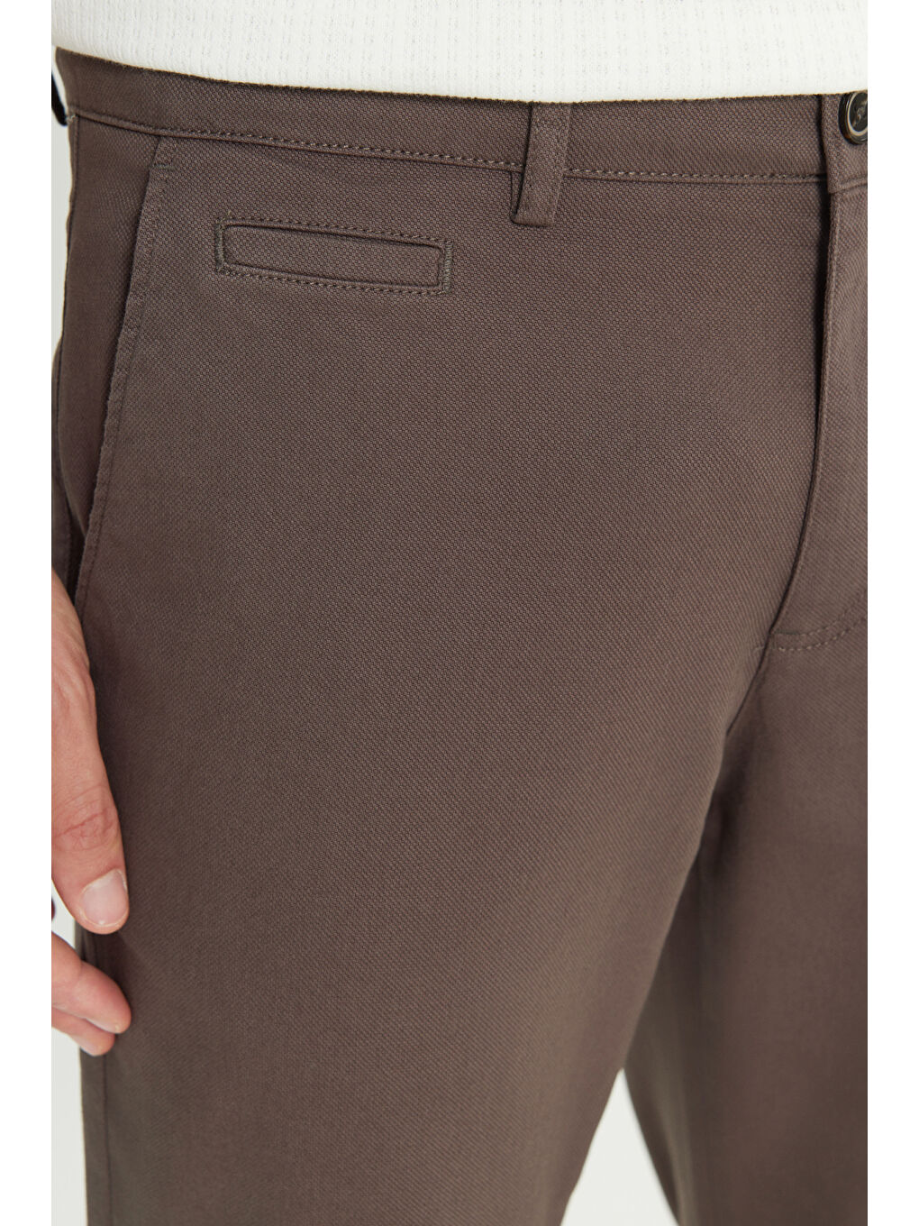 Erkek Kahverengi Pamuklu Comfort Fit Rahat Kesim Yan Cepli Armürlü Esnek Pantolon-3