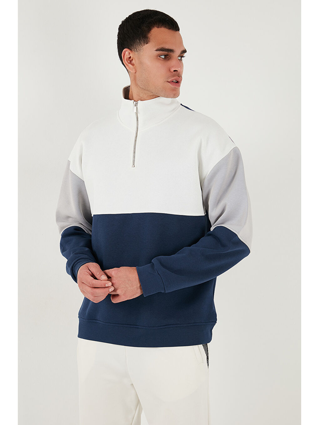 İndigo Renk Bloklu Regular Fit Yarım Fermuarlı Dik Yaka Sweat 5905719-4