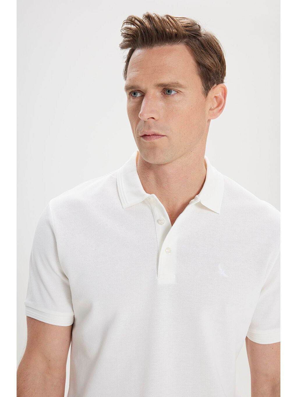 Erkek Beyaz Slim Fit Dar Kesim Polo Yaka %100 Pamuk Kısa Kollu Tişört-2