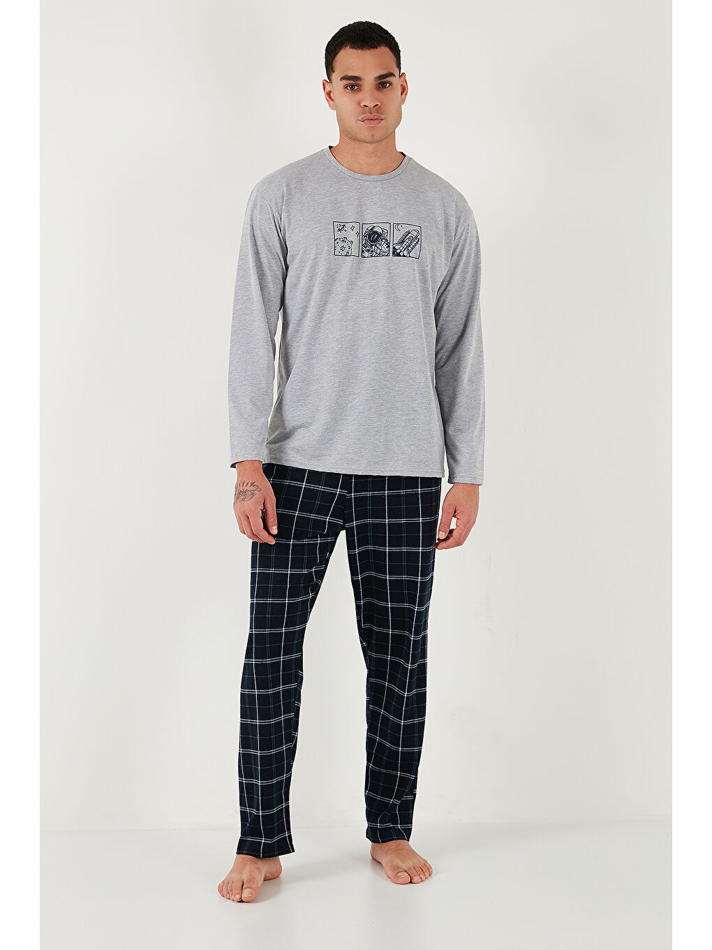 Gri Ekoseli Pamuklu Regular Fit Yükske Bel Bisiklet Yaka %100 Pamuk Pijama Takımı 6574000-1