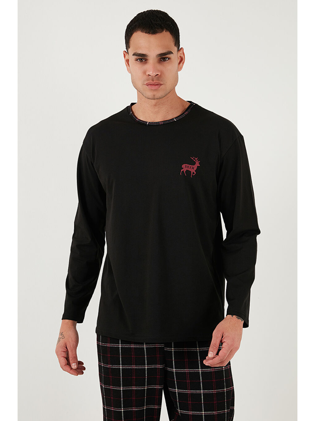 Siyah Pamuklu Regular Fit Bisiklet Yaka Ekoseli %100 Pamuk Pijama Takımı 6574001-1