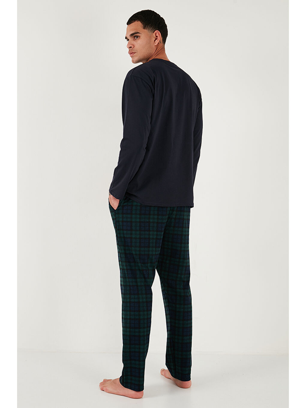 Lacivert Ekoseli Pamuklu Regular Fit Yükske Bel Bisiklet Yaka %100 Pamuk Pijama Takımı 6574000-6