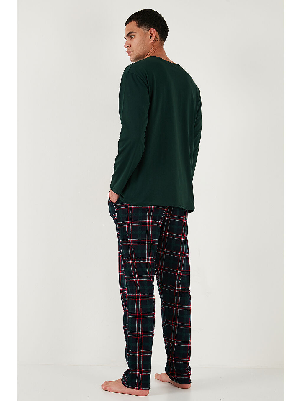 Yeşil Ekoseli Pamuklu Regular Fit Yükske Bel Bisiklet Yaka %100 Pamuk Pijama Takımı 6574000-6