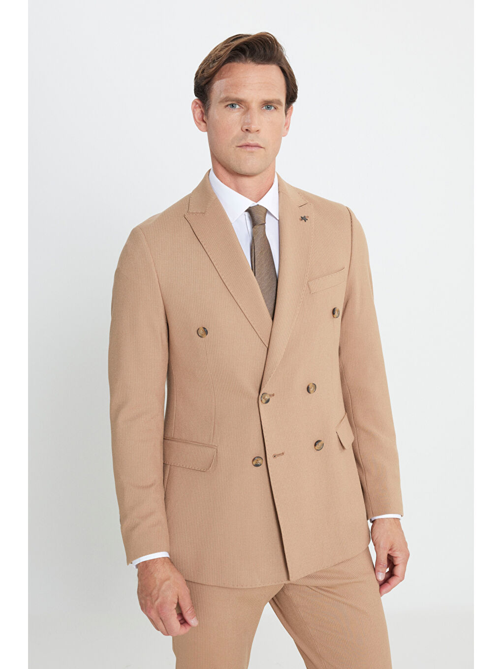 Kahverengi Erkek Camel Slim Fit Dar Kesim Kırlangıç Yaka Beli Bağlamalı Çizgili Esnek Kruvaze Takım Elbise