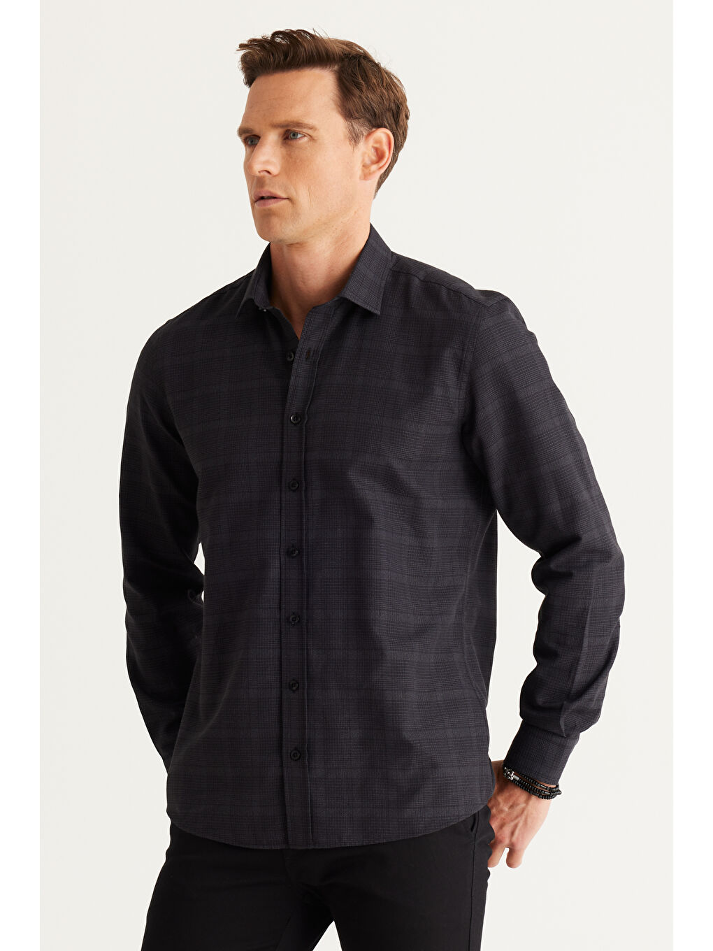 Erkek Siyah Slim Fit Dar Kesim Klasik Yaka Pamuklu Kareli Gömlek