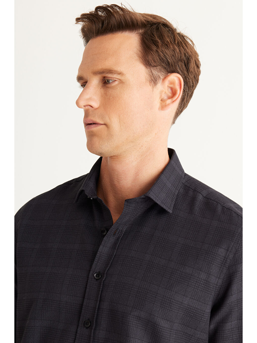 Erkek Siyah Slim Fit Dar Kesim Klasik Yaka Pamuklu Kareli Gömlek-3