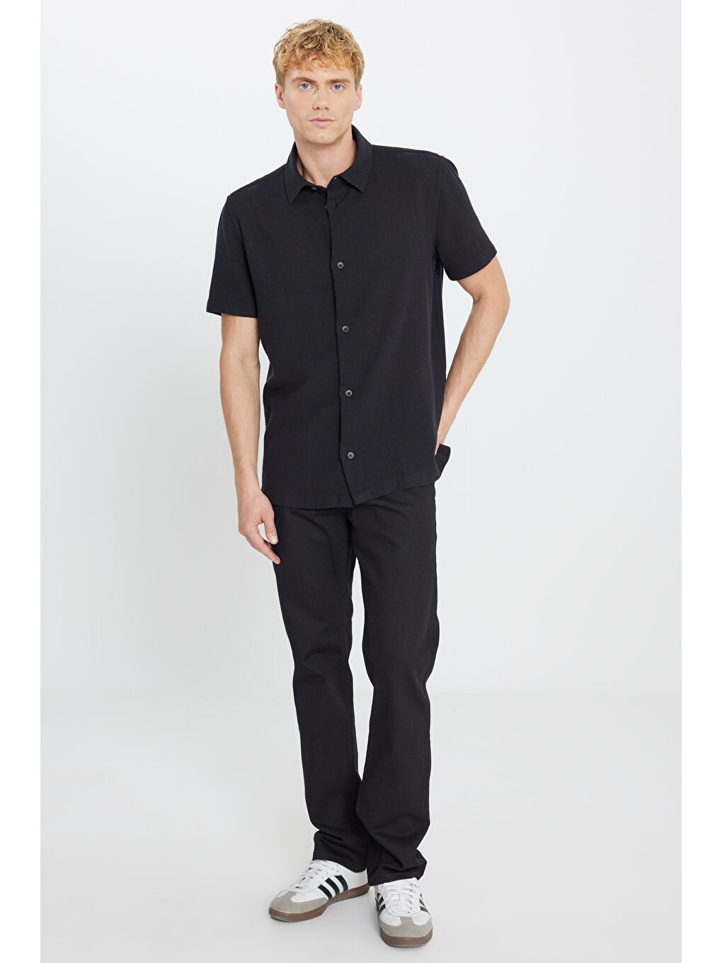 %100 Pamuk Relaxed Fit Geniş Kesim Kısa Kollu Siyah Gömlek-2