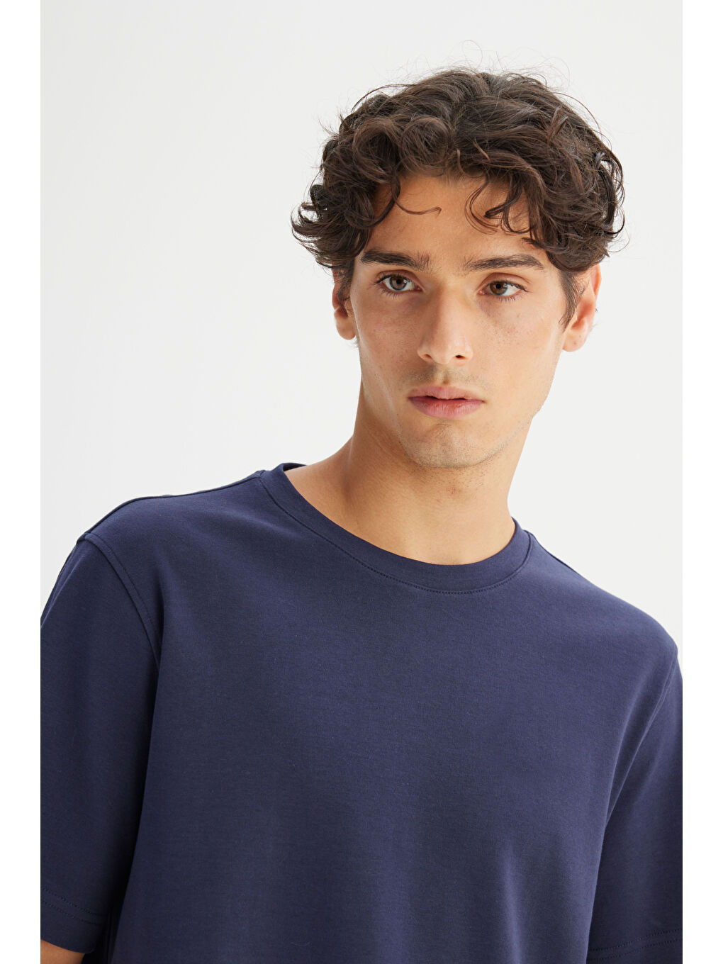 %100 Pamuk Regular Fit Normal Kesim Bisiklet Yaka Lacivert Basic Tişört-3