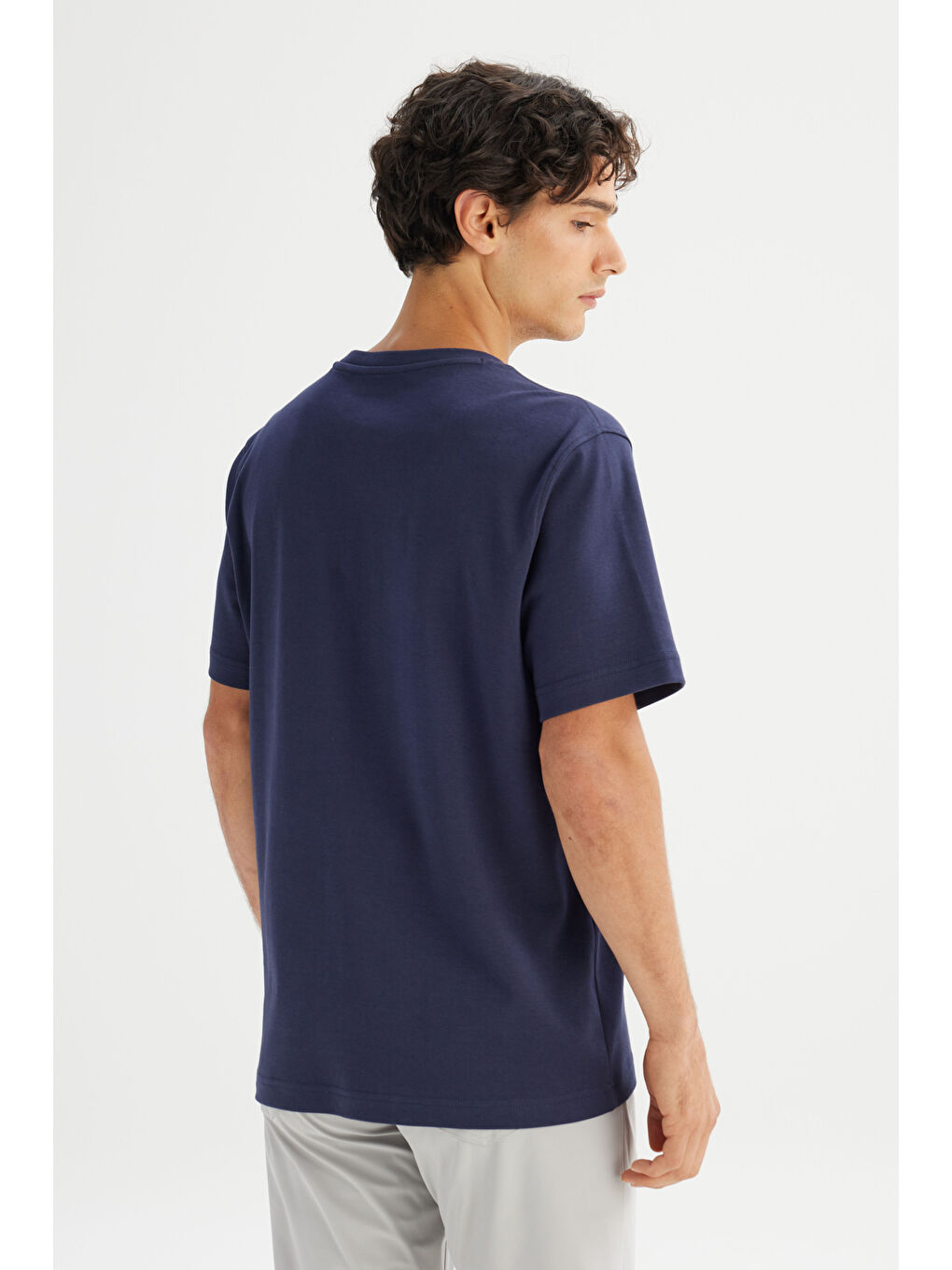 %100 Pamuk Regular Fit Normal Kesim Bisiklet Yaka Lacivert Basic Tişört-4