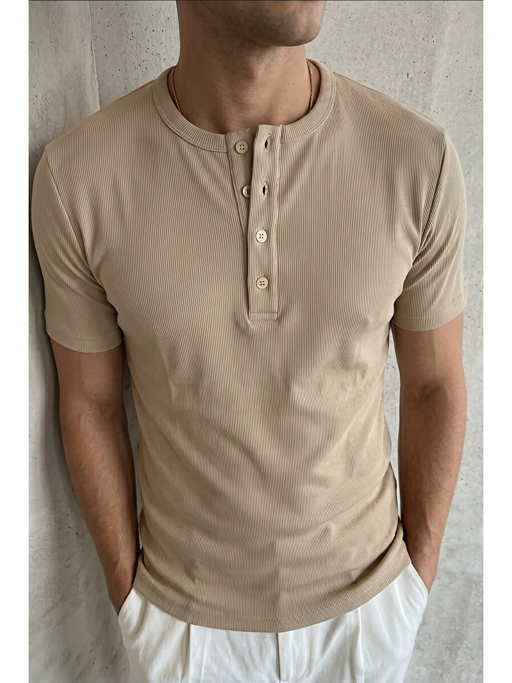 Bej Liiri %100 Pamuk Premium Fitilli Henley Yaka Yarım Düğmeli Regular Fit Basic Yazlık Erkek Tişört-4