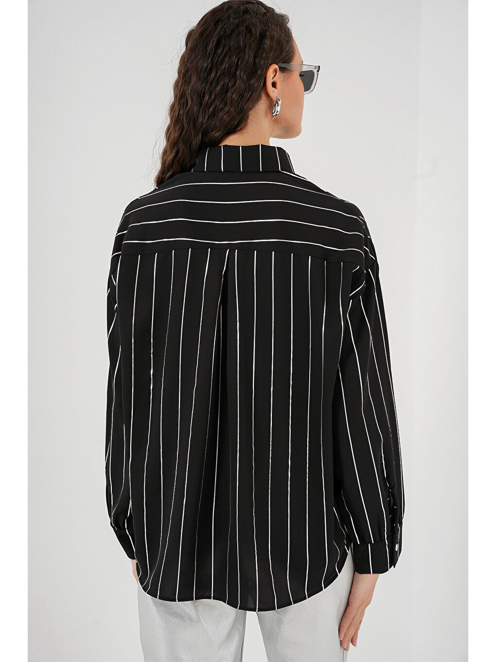 5924 Kadın Gümüş Çizgili Gömlek - Siyah-5