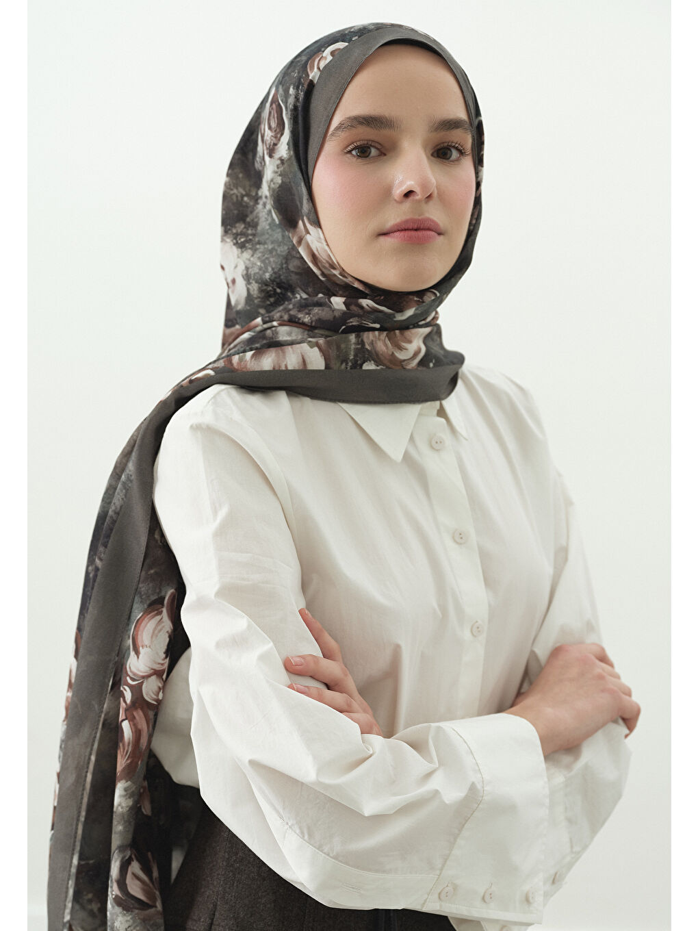 Gri MADELEINE DESENLİ PAMUK VİSKON ŞAL GRİ-2