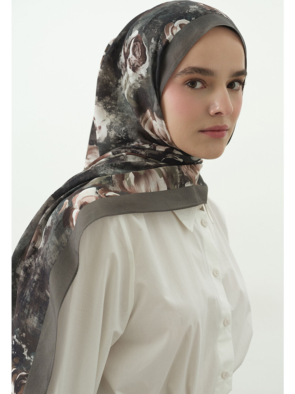 Gri MADELEINE DESENLİ PAMUK VİSKON ŞAL GRİ-3