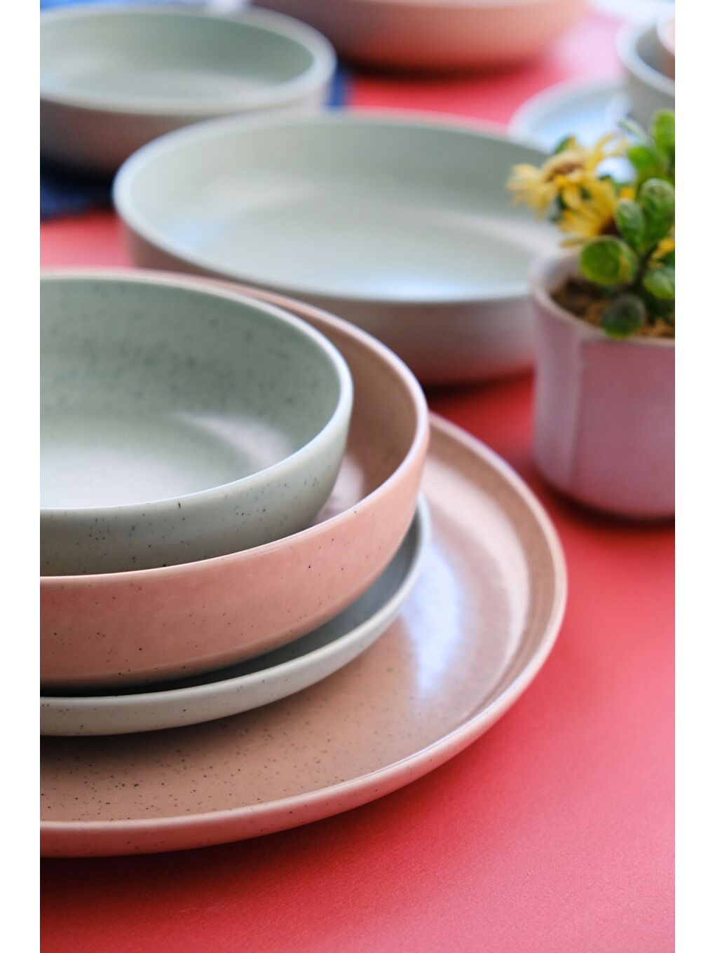 Beyaz Moderna 6 Kişilik Yemek Takımı Yeşil-Yavruağzı 24 Parça-1