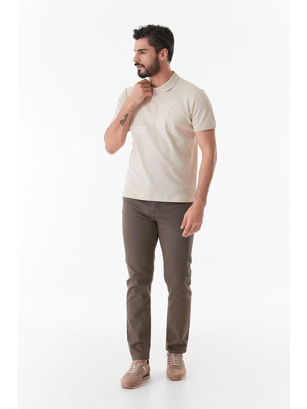 Bej Baskılı Polo Yaka Tişört-1