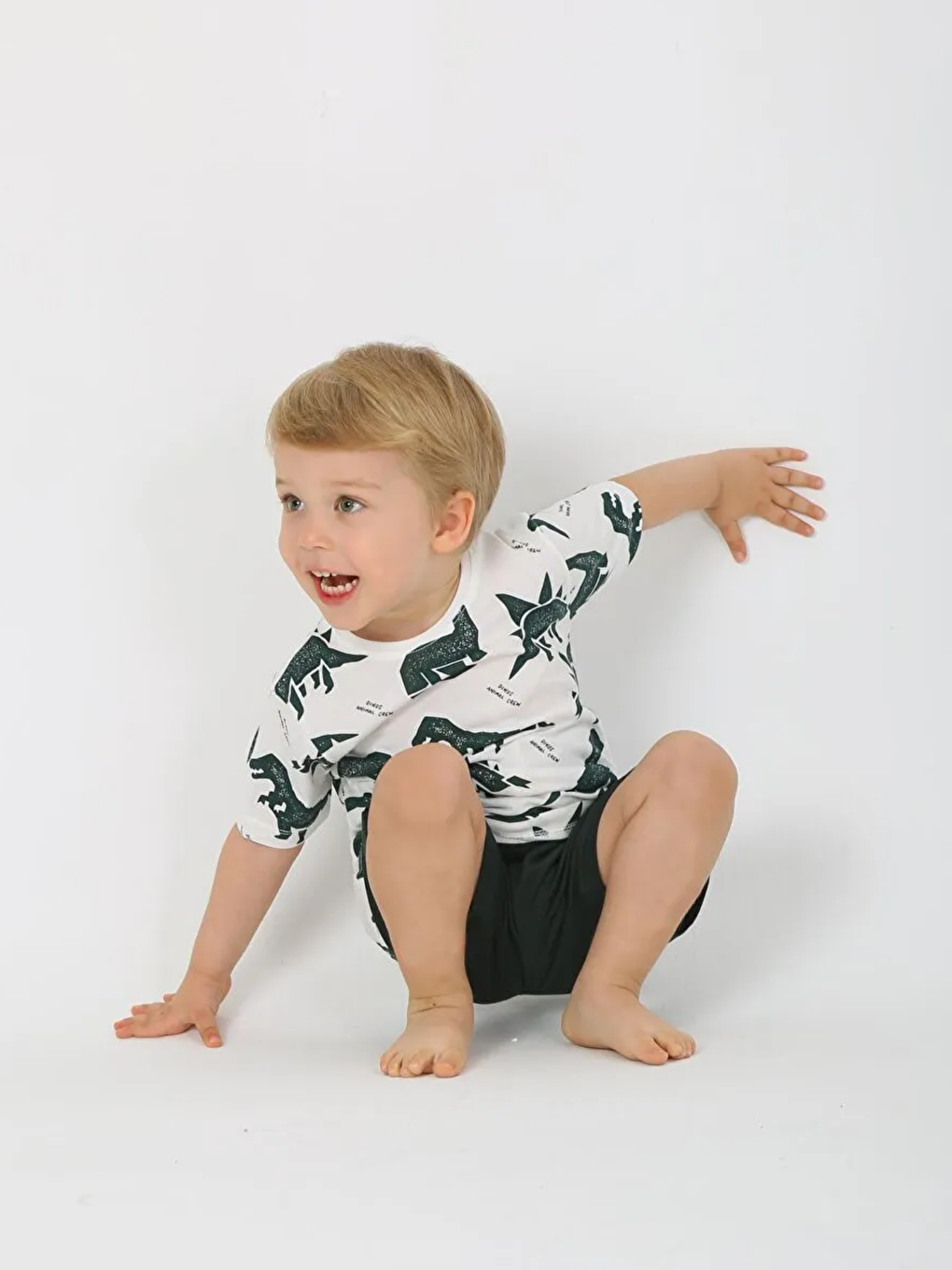 Luggi Baby Haki Bisiklet Yaka Baskılı Erkek Bebek Tişört ve Şort 2'li Takım - 1
