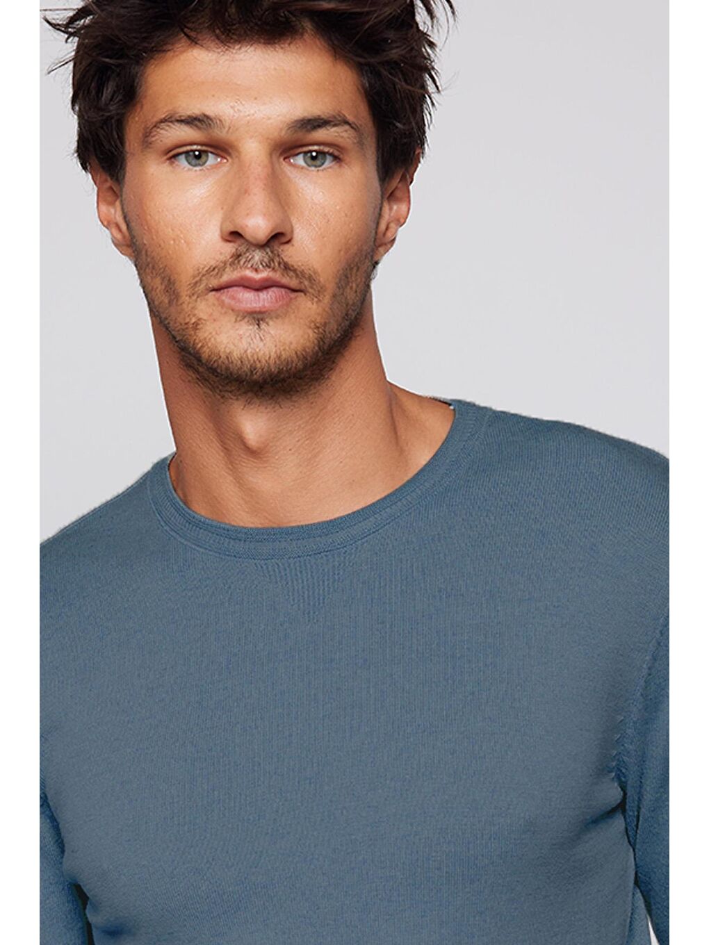 Erkek Standart Fit Normal Kesim Bisiklet Yaka İndigo Triko Kazak