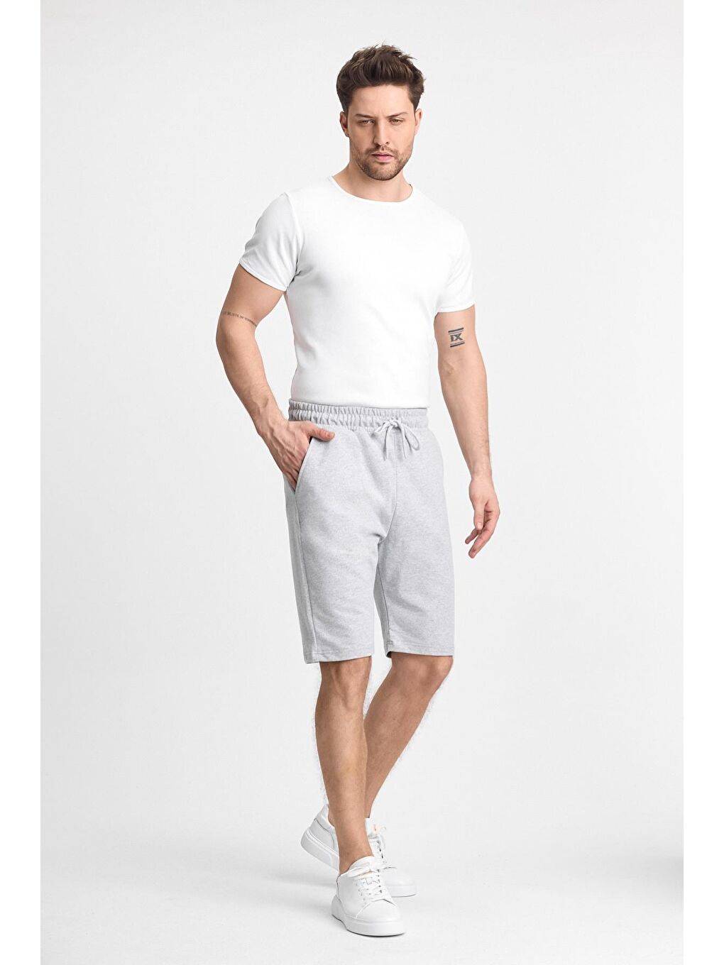 Gri Erkek  Şort - Yan Cepli Beli Lastikli Regular Fit-3
