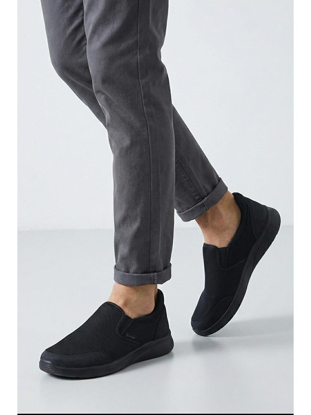 Siyah Aqua Bağcıksız Nefes Alabilen Hafif Rahat Taban Erkek Sneaker