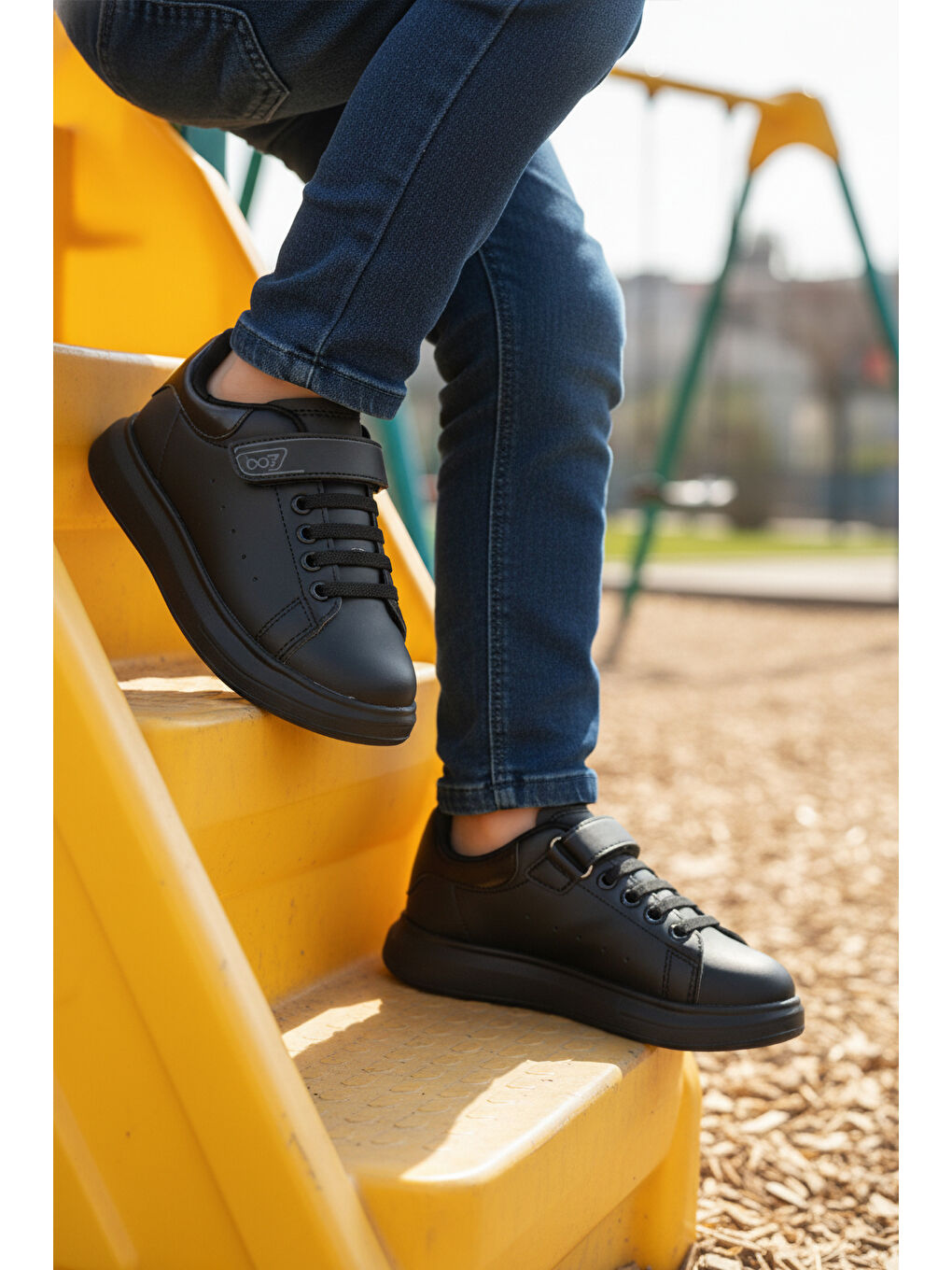 Siyah Cırtlı Unisex Çocuk Spor Ayakkabı 150 F-2