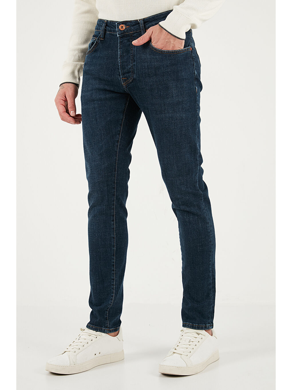 Lacivert Streç Pamuklu Slim Fit Normal Bel Dar Paça Jeans 1115C42NAPOLI