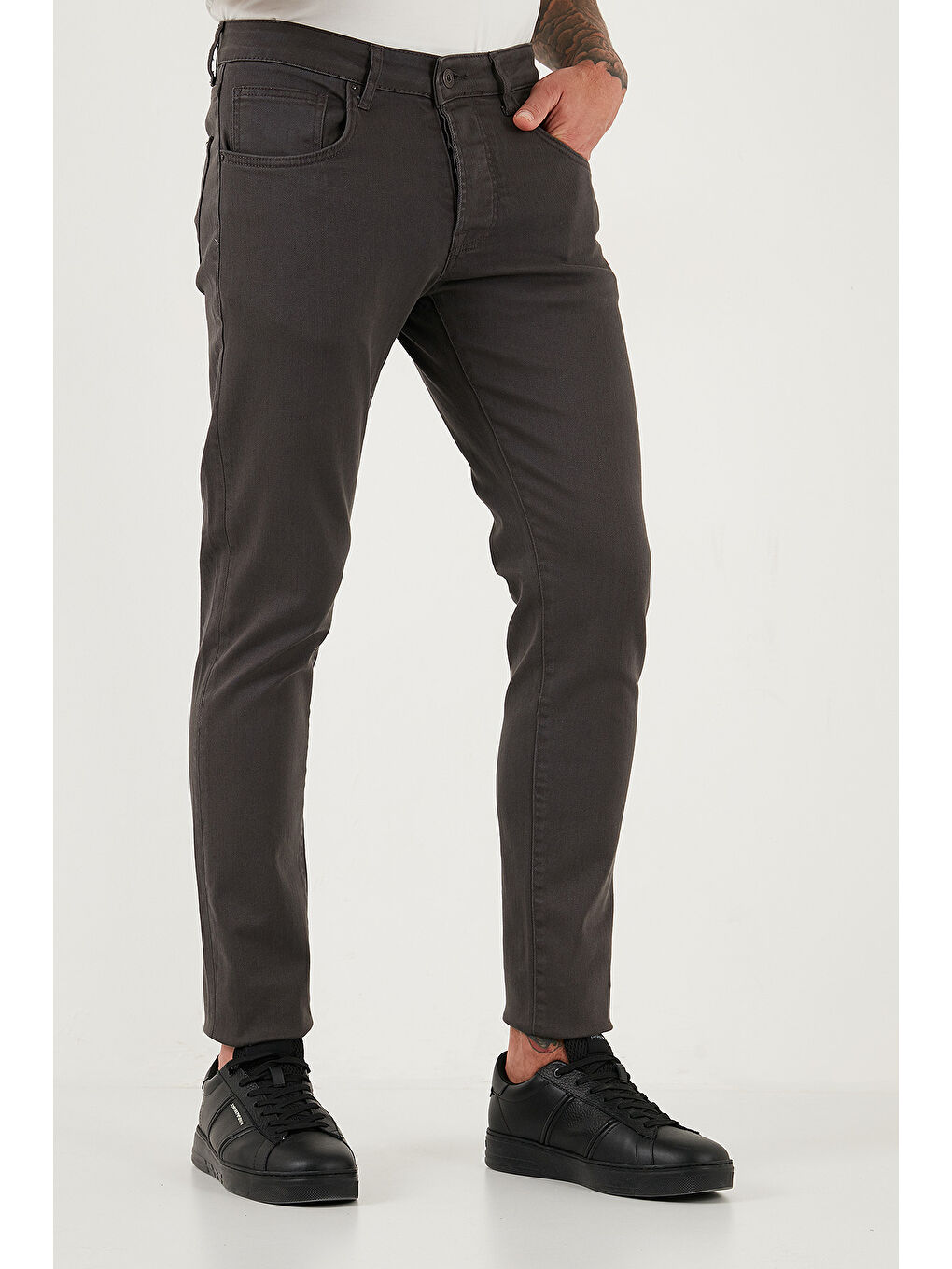 Gri Streç Pamuklu Slim Fit Normal Bel Dar Paça Jeans 1115C24NAPOLI-3