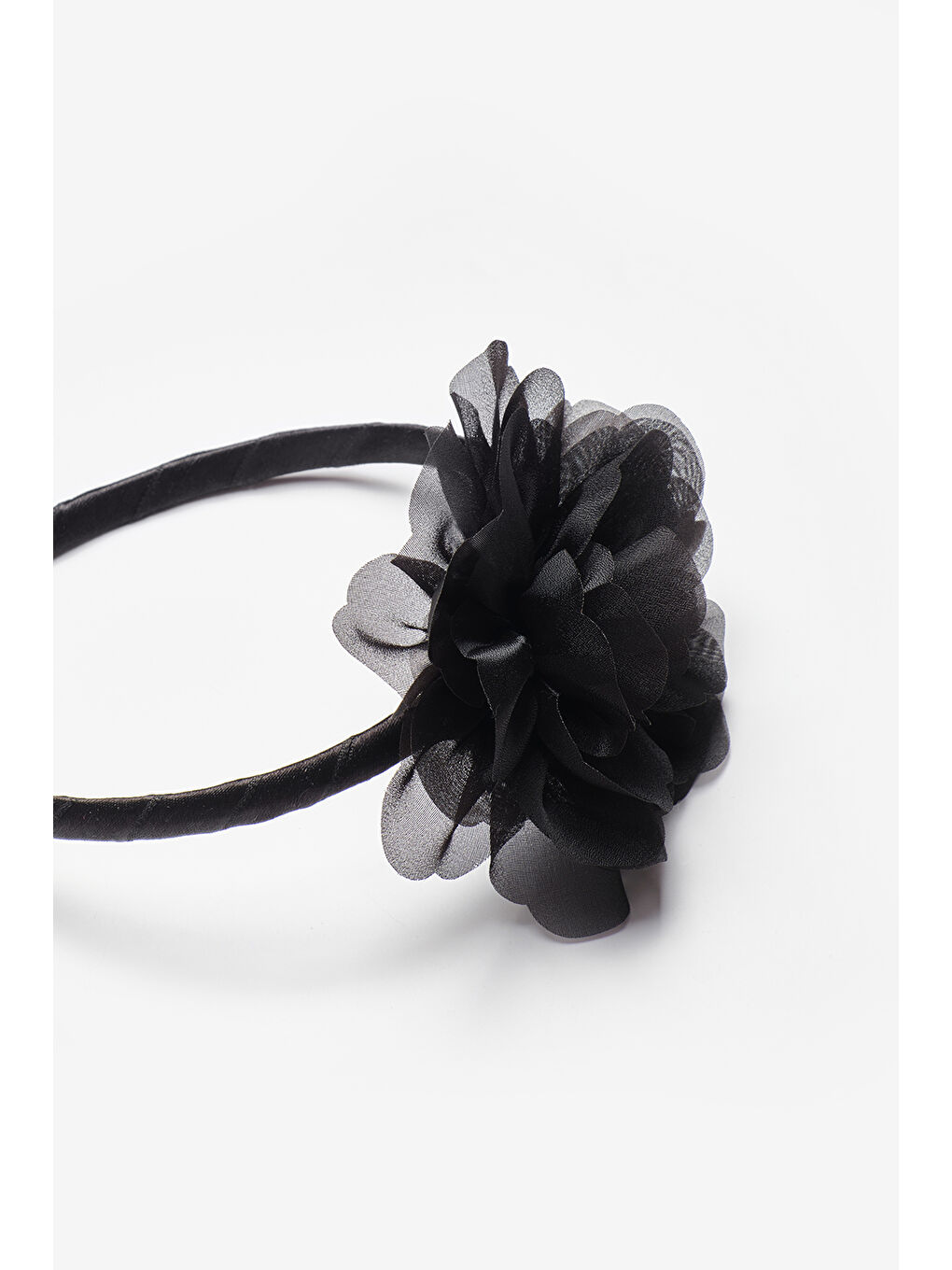 Siyah Gül Detaylı Kız Çocuk Taç-1