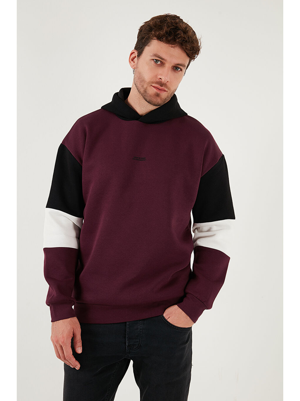 Mürdüm Pamuklu Regular Fit Kapüşonlu İçi Tüylü Yumuşak Şardonlu Erkek Sweat 5905299