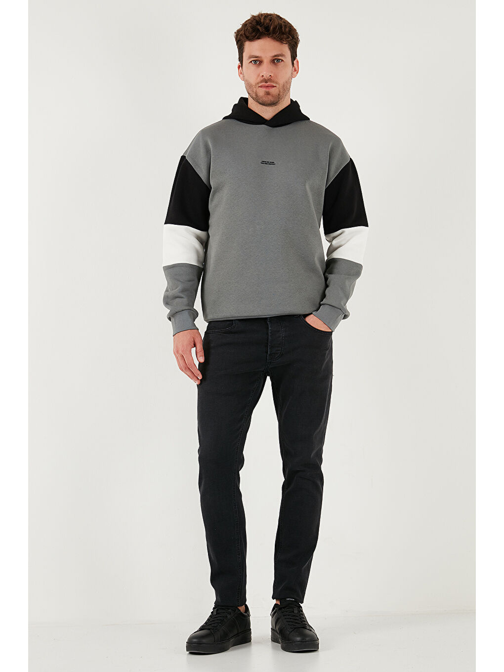 Haki Pamuklu Regular Fit Kapüşonlu İçi Tüylü Yumuşak Şardonlu Erkek Sweat 5905299-1