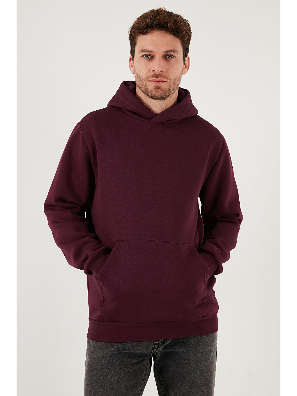 Mürdüm Slim Fit Kapüşonlu Kanguru Cepli İçi Tüylü Yumuşak Şardonlu Erkek Sweat 5905281