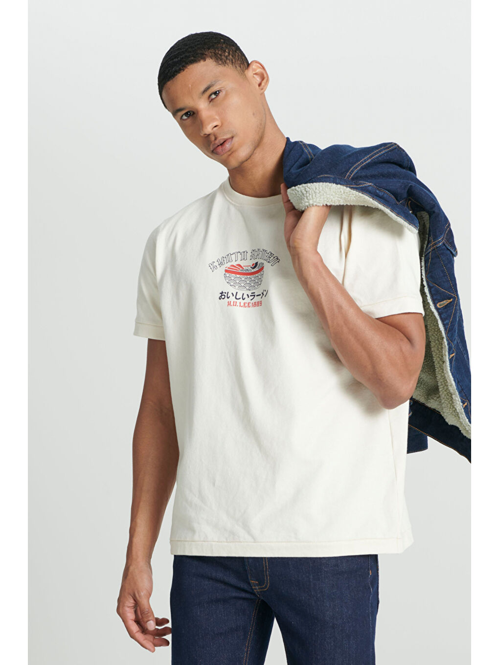 Regular Fit Normal Kesim Bisiklet Yaka %100 Pamuk Kırık Beyaz Tişört-1