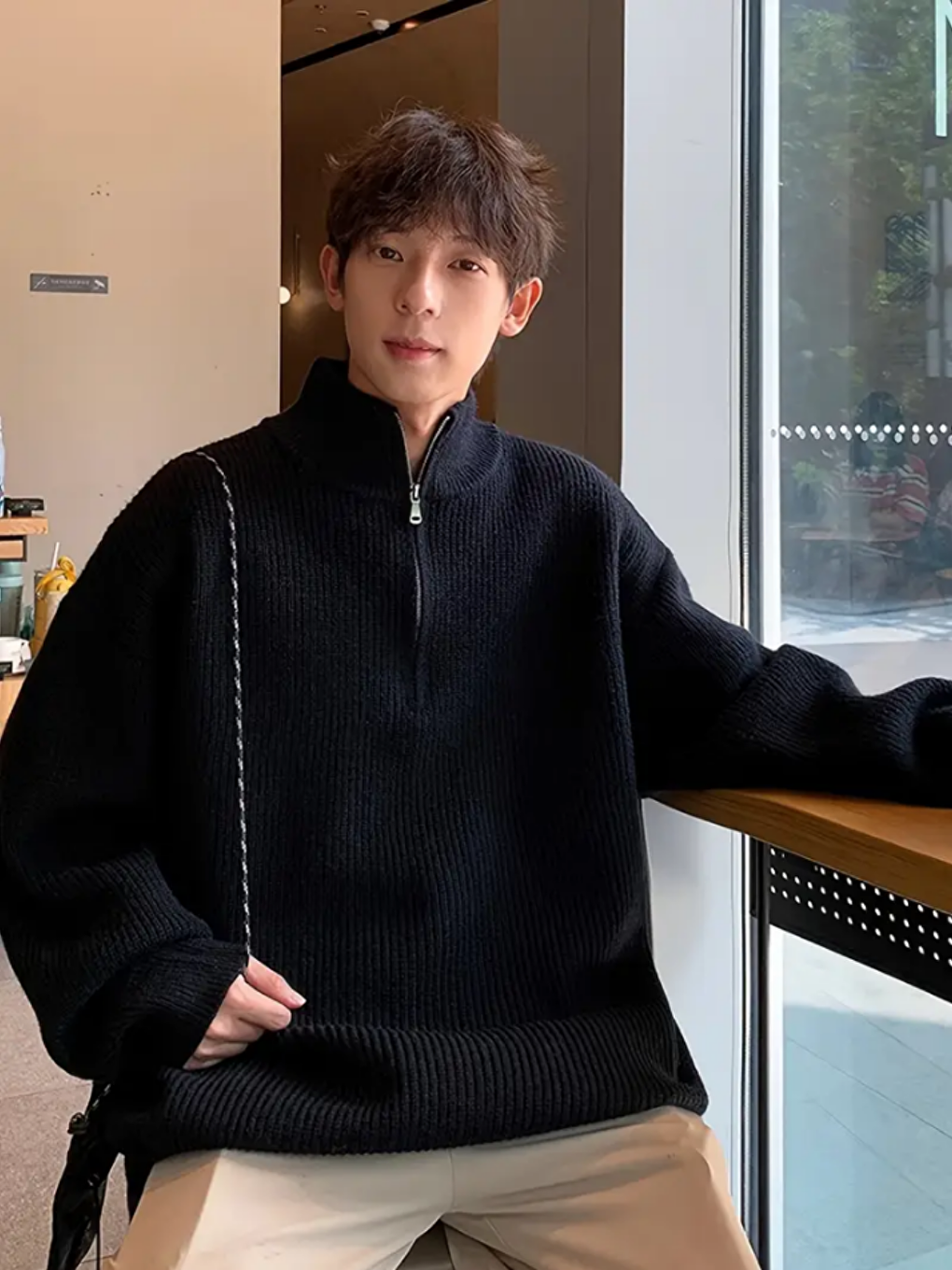 Siyah Erkek Regular Yarım Balıkçı Yaka Fermuarlı Balıkçı Triko Kazak