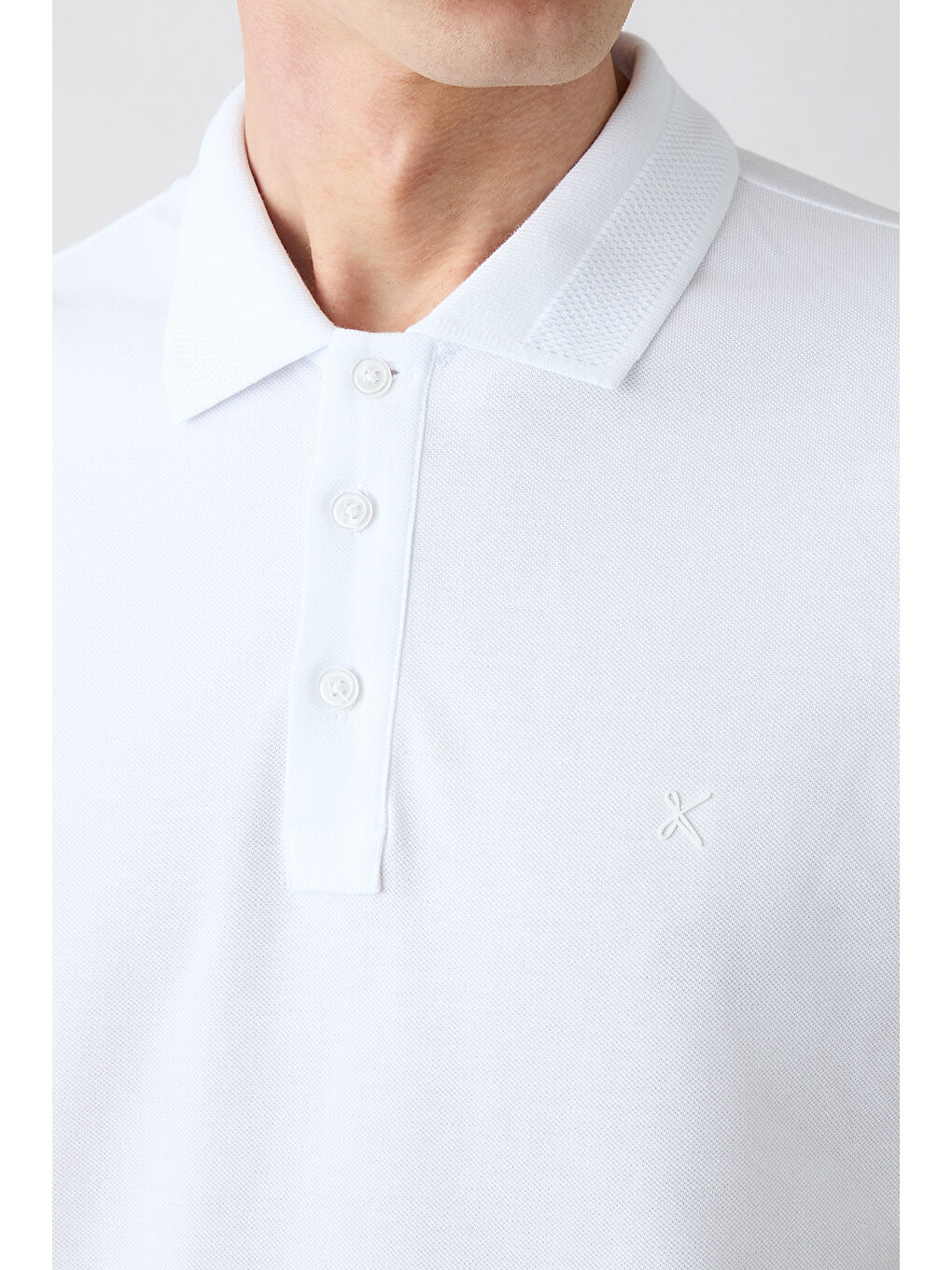 Beyaz Kıvrılmaz Polo Yaka Slim Fit Dar Kesim Ribana Detaylı Pamuk Tişört-2