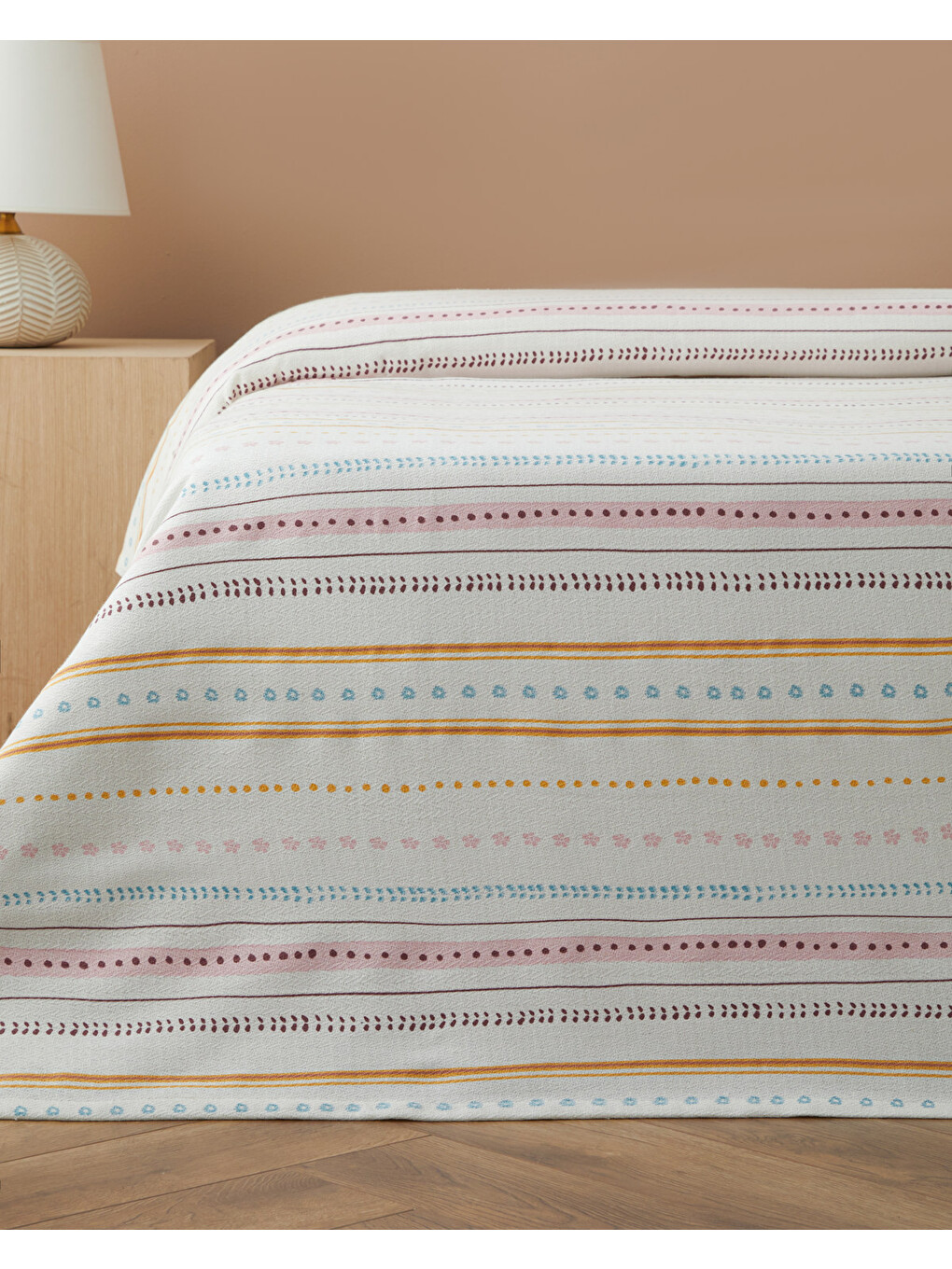 Sweet Stripes Baskılı Pamuklu Çift Kişilik Pike 200x220 Cm Pembe-1