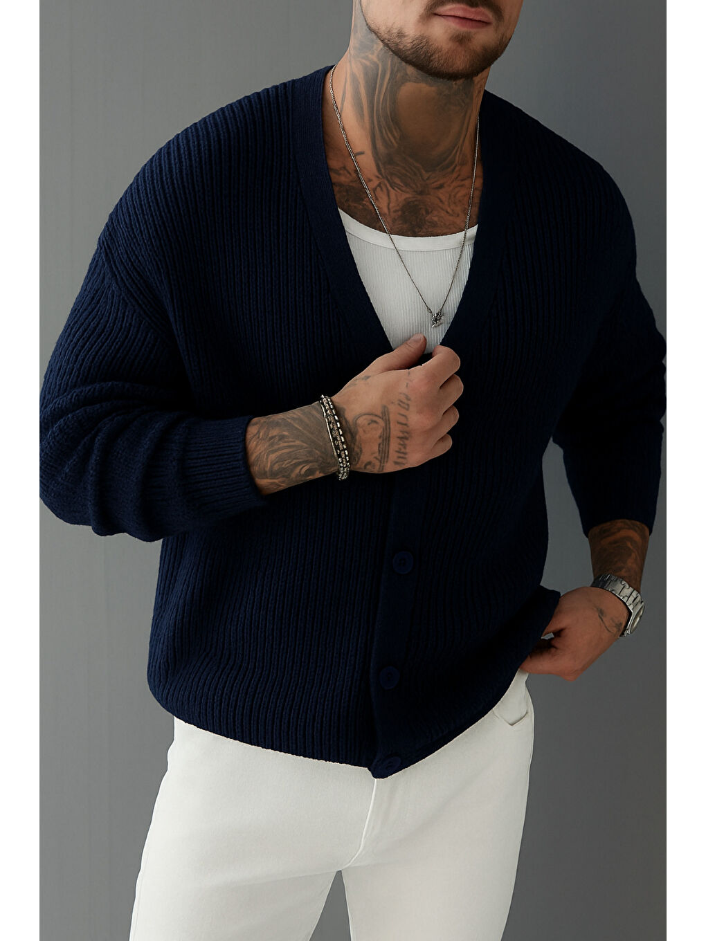 Erkek Lacivert Regular Fit Düğmeli V Yaka Triko Hırka-1