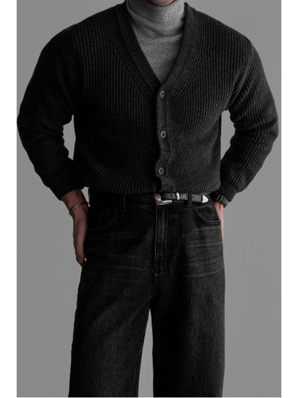 Gri Erkek Regular Fit Düğmeli V Yaka Triko Hırka-2