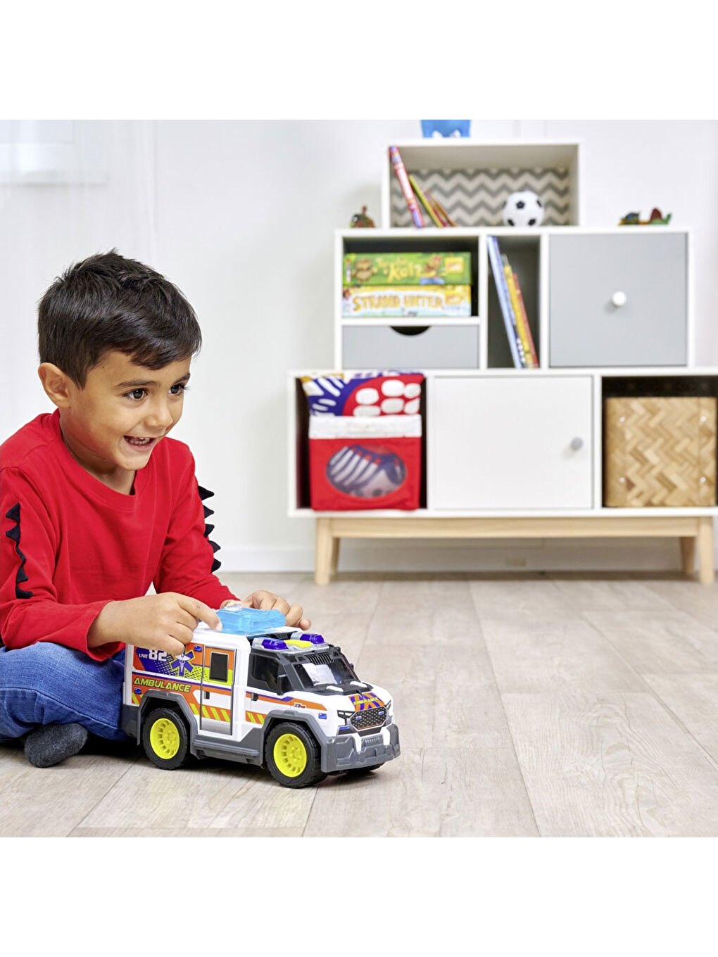 Işık ve Ses Efektli Şehir Ambulansı 203306024-1