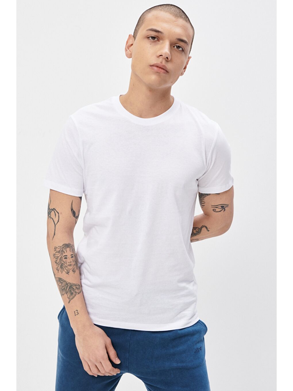 Regular Fit %100 Pamuk Bisiklet Yaka Beyaz Tişört