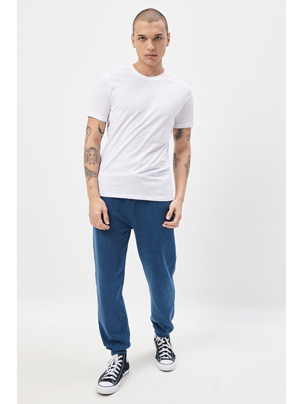 Regular Fit %100 Pamuk Bisiklet Yaka Beyaz Tişört-3