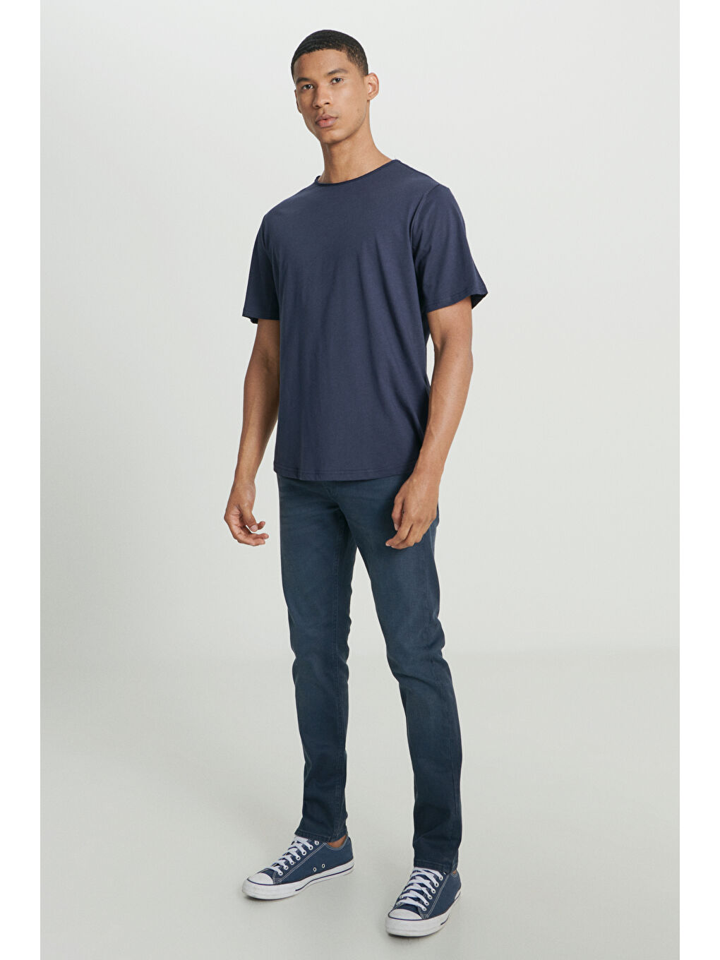 Regular Fit Normal Kesim Bisiklet Yaka %100 Pamuk Lacivert Tişört-3