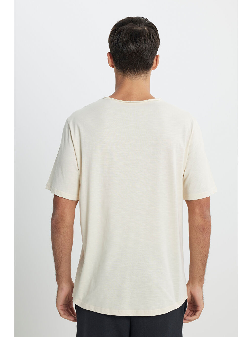 Regular Fit Normal Kesim Bisiklet Yaka %100 Pamuk Bej Tişört-4