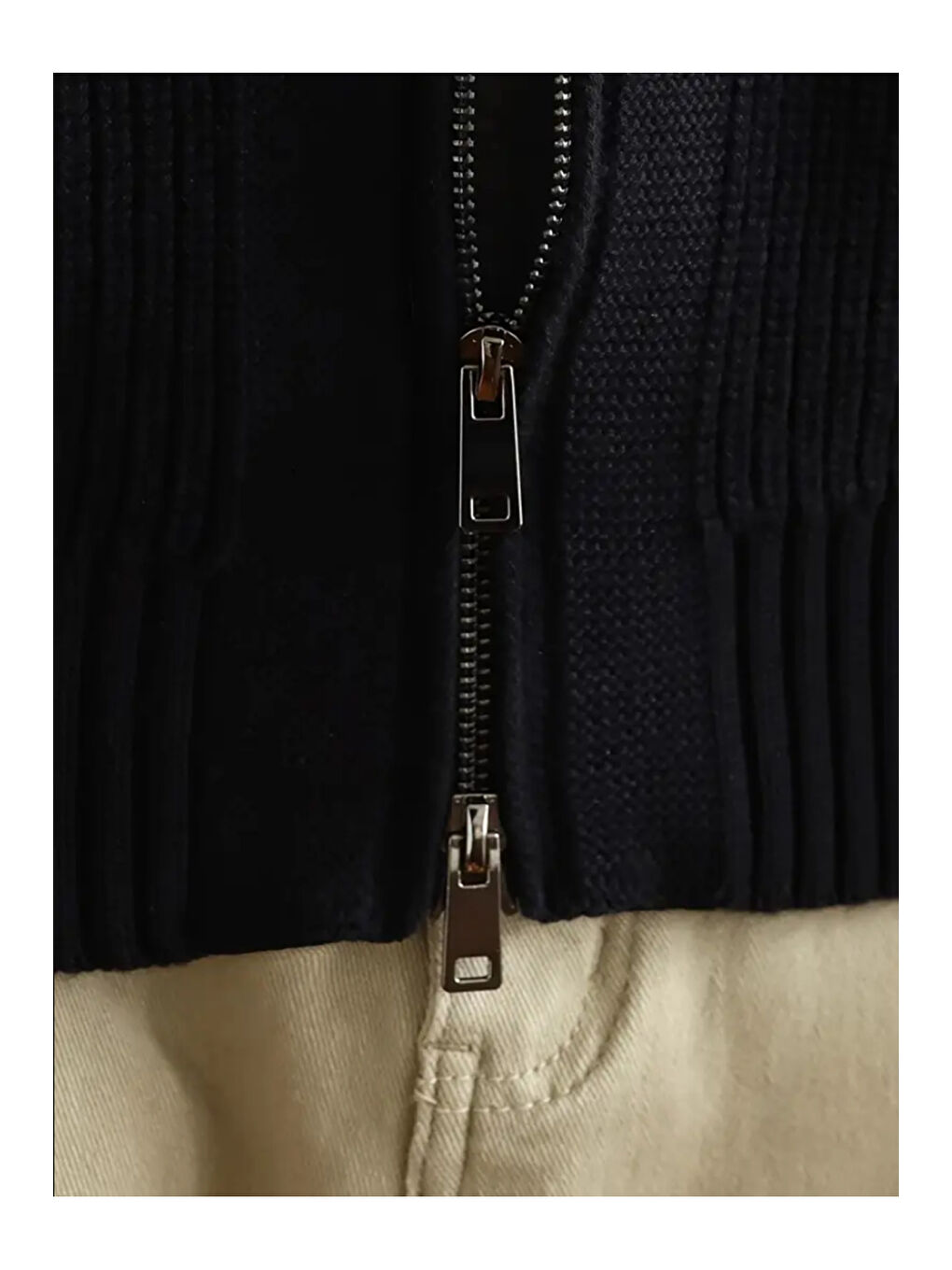 Siyah Erkek Dik Yaka Fermuarlı Slim Fit Triko Hırka-2