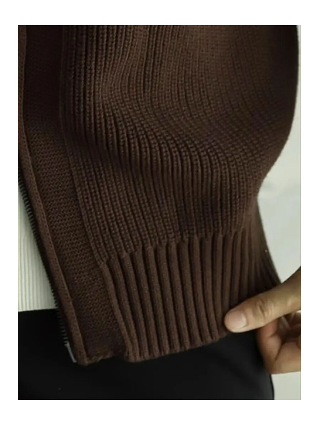 Kahverengi Erkek Dik Yaka Fermuarlı Slim Fit Triko Hırka-2