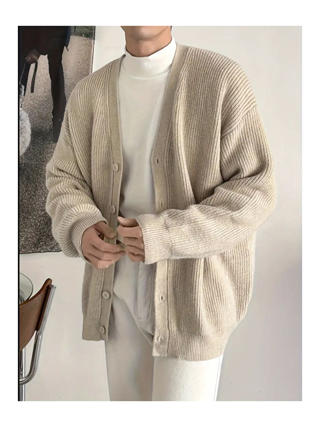 Bej Erkek Regular Fit Düğmeli V Yaka Triko Hırka